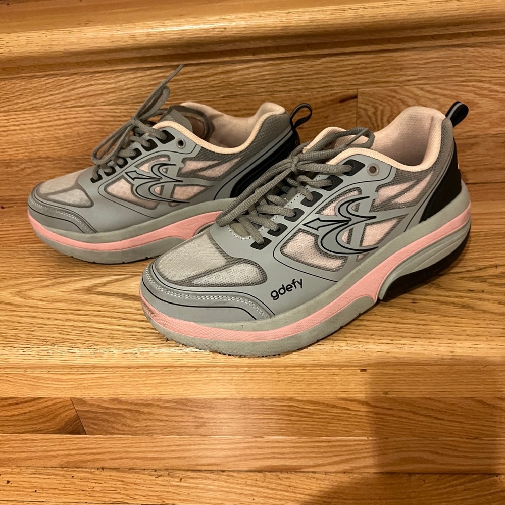 gdefy Women's Gray and Pink Cushioned Walking Sneakers